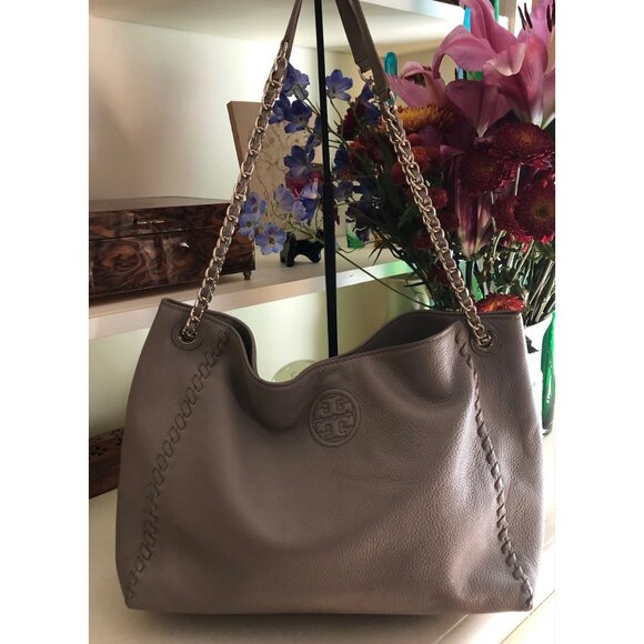TORY BURCH Marion Chain Slouchy Tote Shoulder Bag Gray - Picture 4 of 15